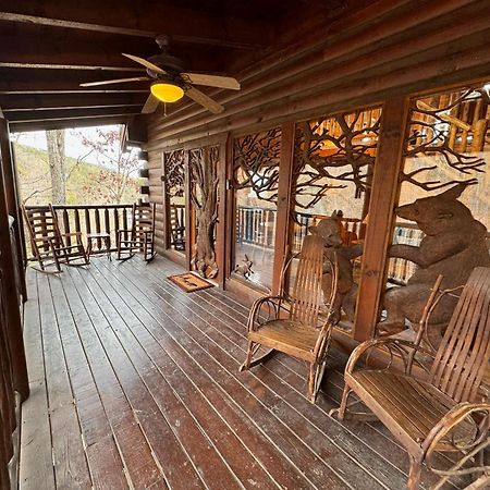 Smoky Paws - Exceptional Cabin, Stunning Mountain Views, Hot Tub, Tranquil, Gigabit Internet, Free L2 Ev Pigeon Forge Exterior photo