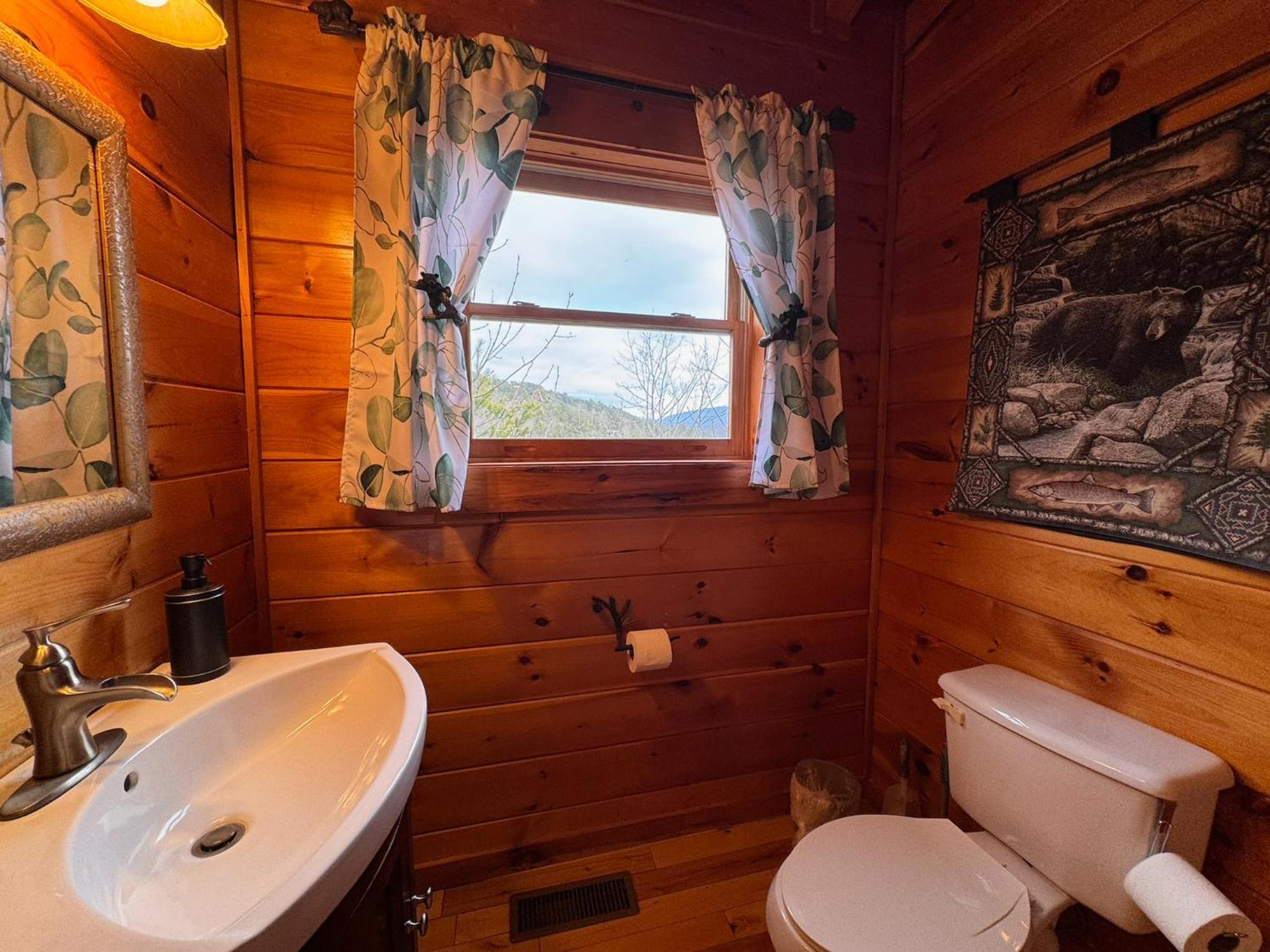 Smoky Paws - 5-Star Cabin, Stunning Mountain Views, New Hot Tub, Tranquil, Gigabit Internet, Free L2 Ev Villa Pigeon Forge Exterior photo